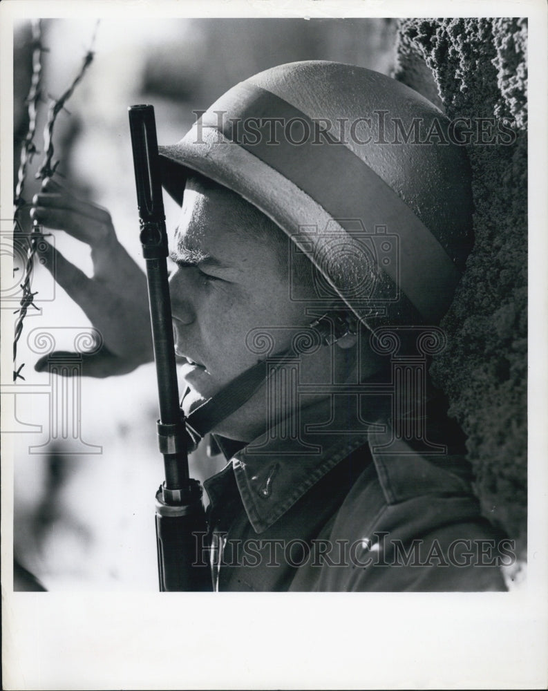 1965 Travis Coleman Army Training Barb Wire Infiltration Course - Historic Images