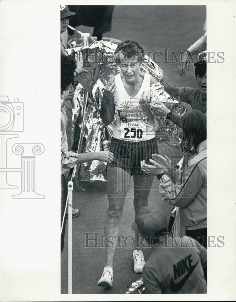 1984 Press Photo Sister Marion, 54 year old marathoner. - Historic Images