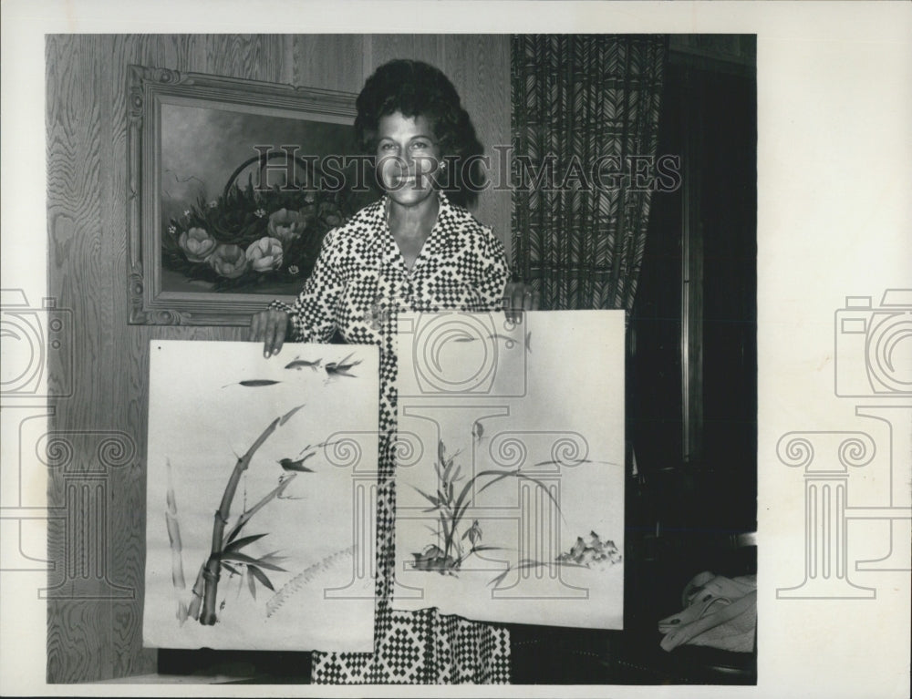 1975 Japanese brush art is demonsteated. - Historic Images