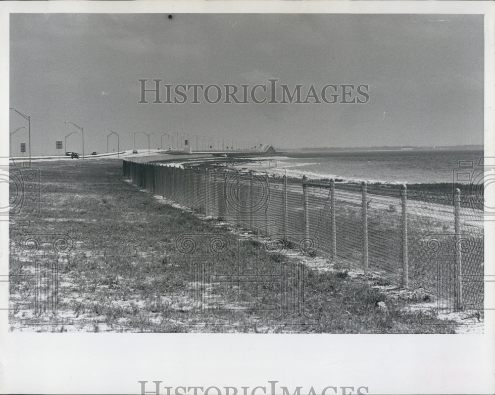 Press Photo Bridge - Historic Images