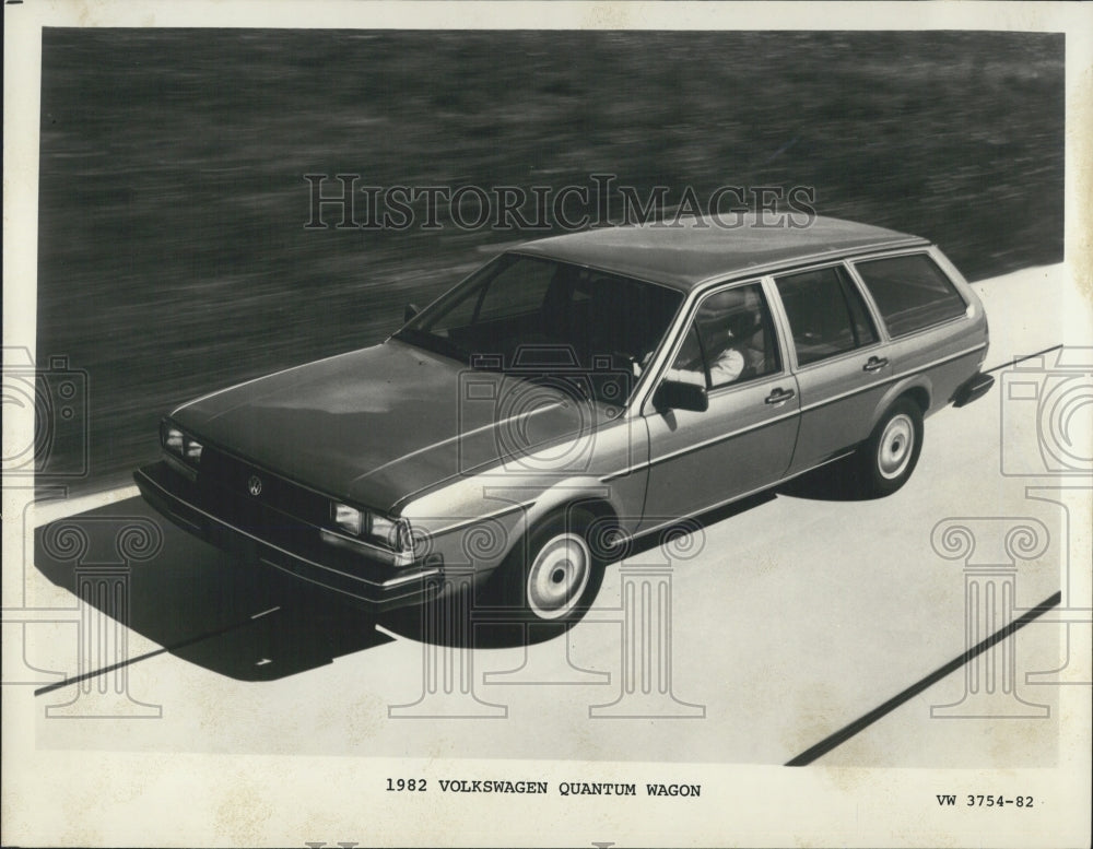 1982 Press Photo New 1982 Volkswagen Quantum Station Wagon - Historic Images