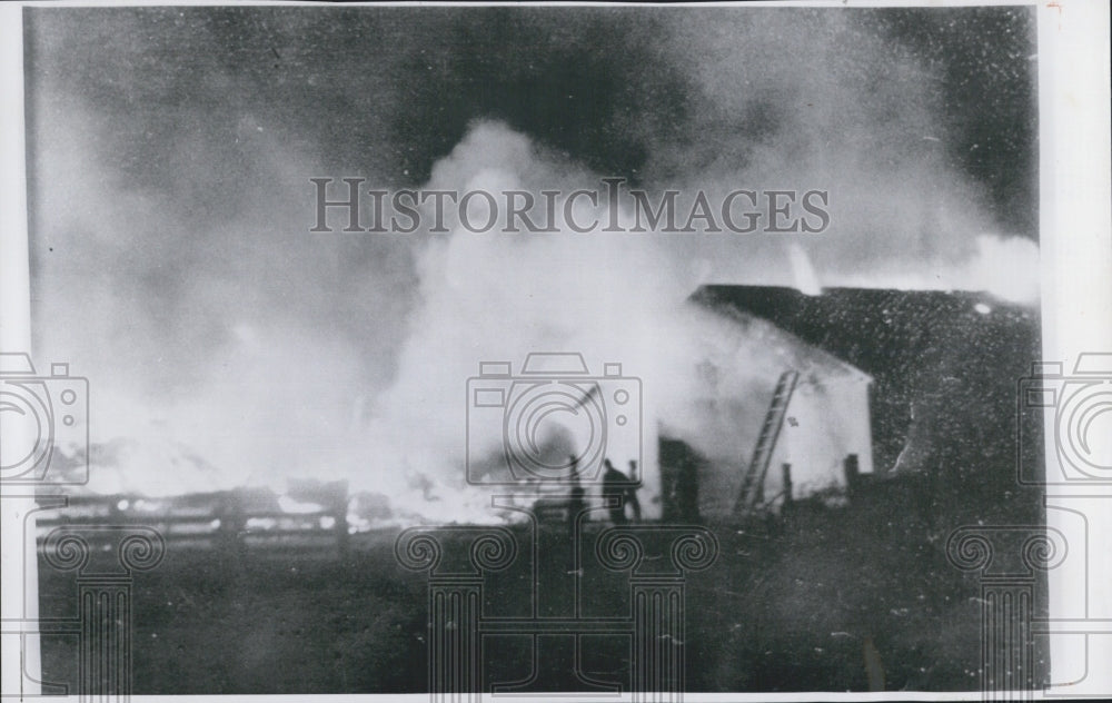 1963 Possible Arson Burning Barn Shelbyville Illinois - Historic Images