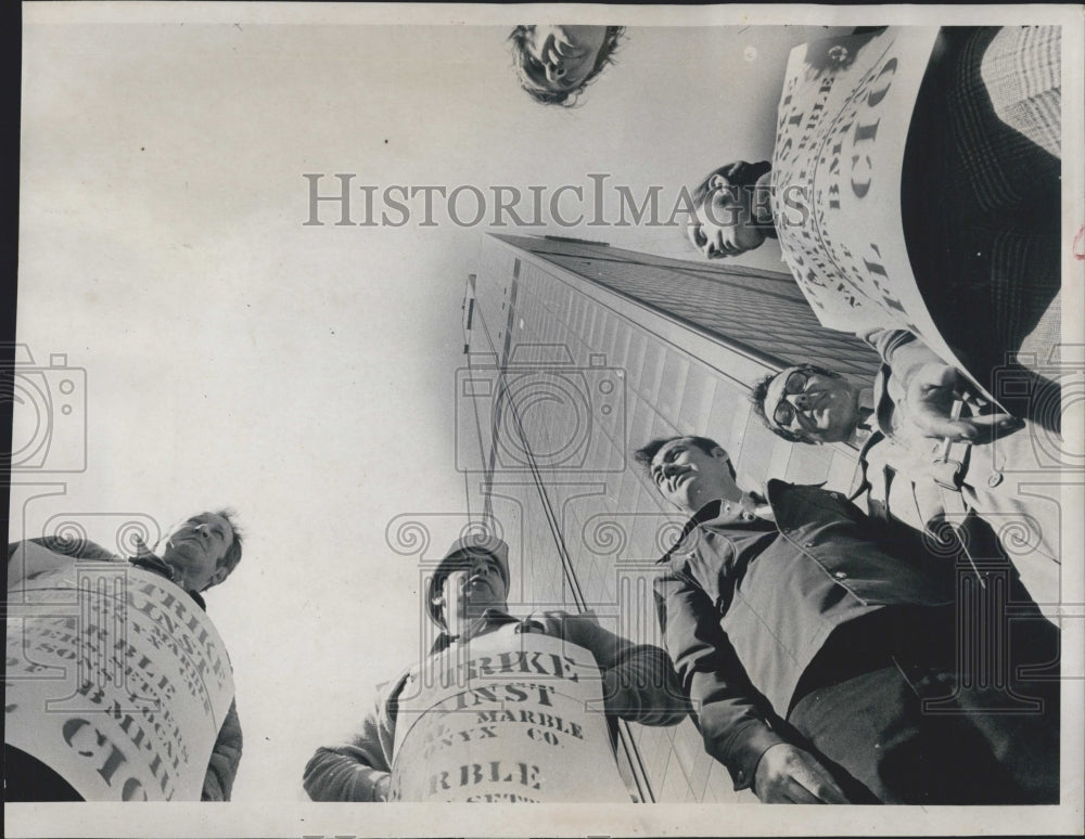 1973 Local 66 Union Picket Line Outside Sears Tower - Historic Images