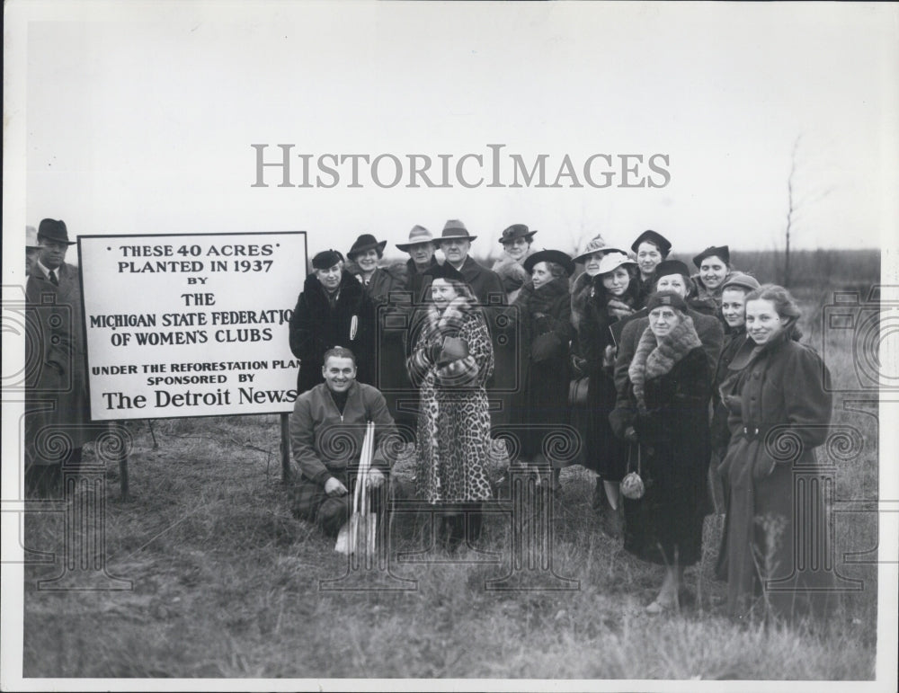 1937 Press Photo Acres planted by the michigan state federation of women&#39;s clubs - Historic Images