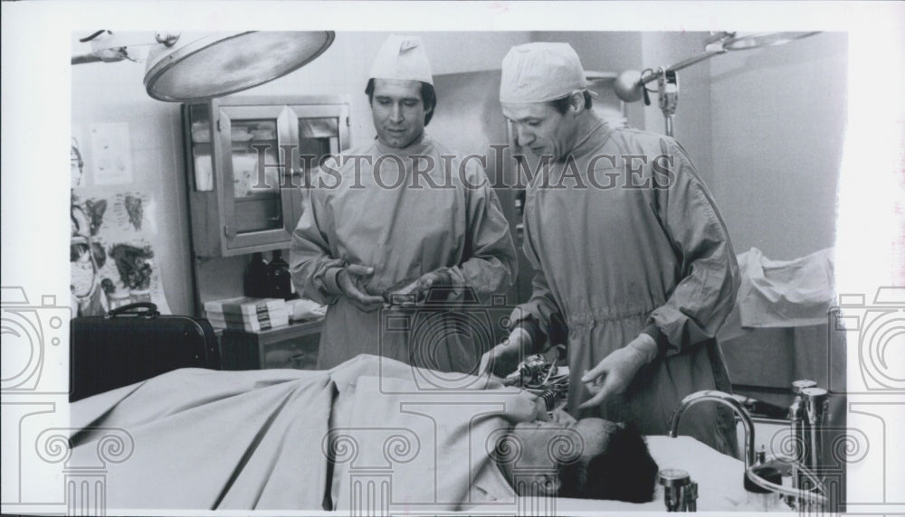 1985 Press Photo Actor And Comedian Chevy Chase - Historic Images