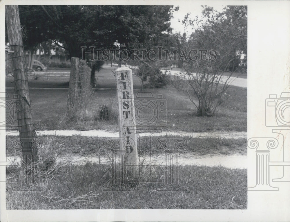 1969 Aripeka First aid Sign Safety - Historic Images