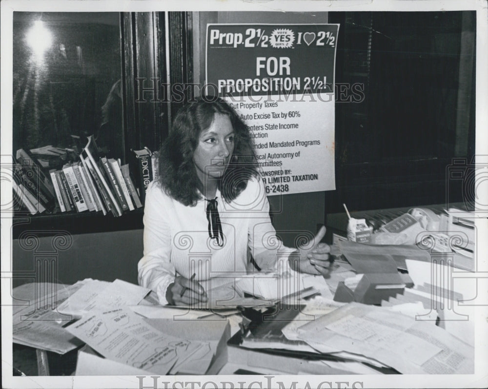 Press Photo Executove Director of Citizens for Limited Tapation Barbara Anderson - Historic Images