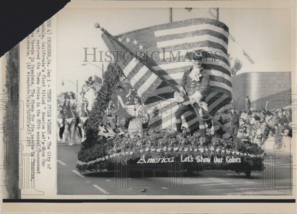 1975 Tournament Of Roses Float winner &quot;America Lets Show Our Colors&quot; - Historic Images