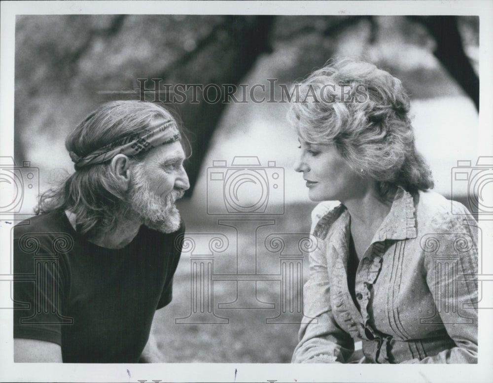 1983 Press Photo Willie Nelson Barbara Walters BARBARA WALTERS SUMMER SPECIAL - Historic Images