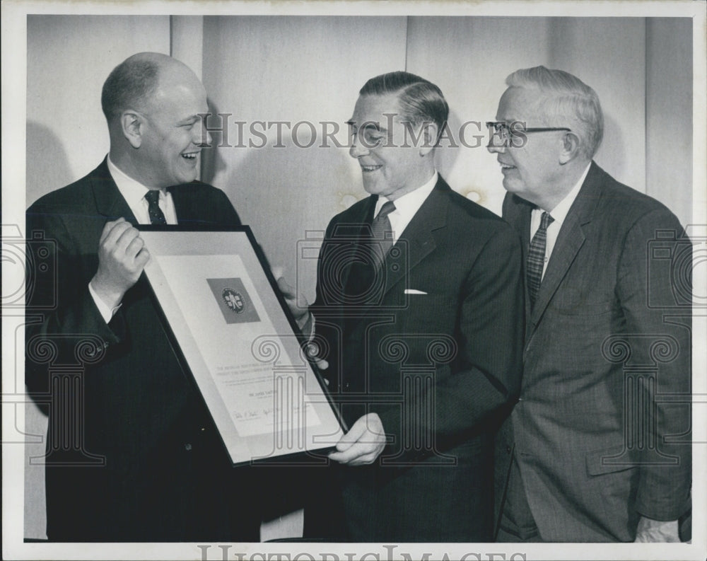 Press Photo Roblee B. Martin Chairman M.I.A. Sir James Easton Clarence B. - Historic Images