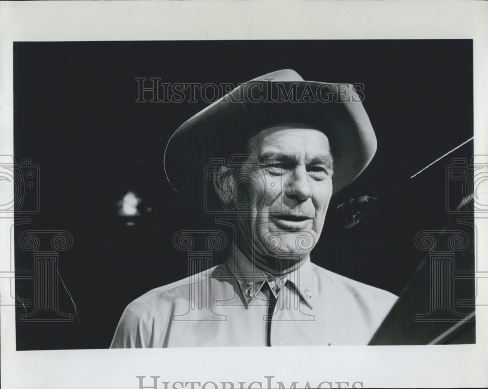 1981 Press Photo Luther Ossenbrinx Singer - Historic Images