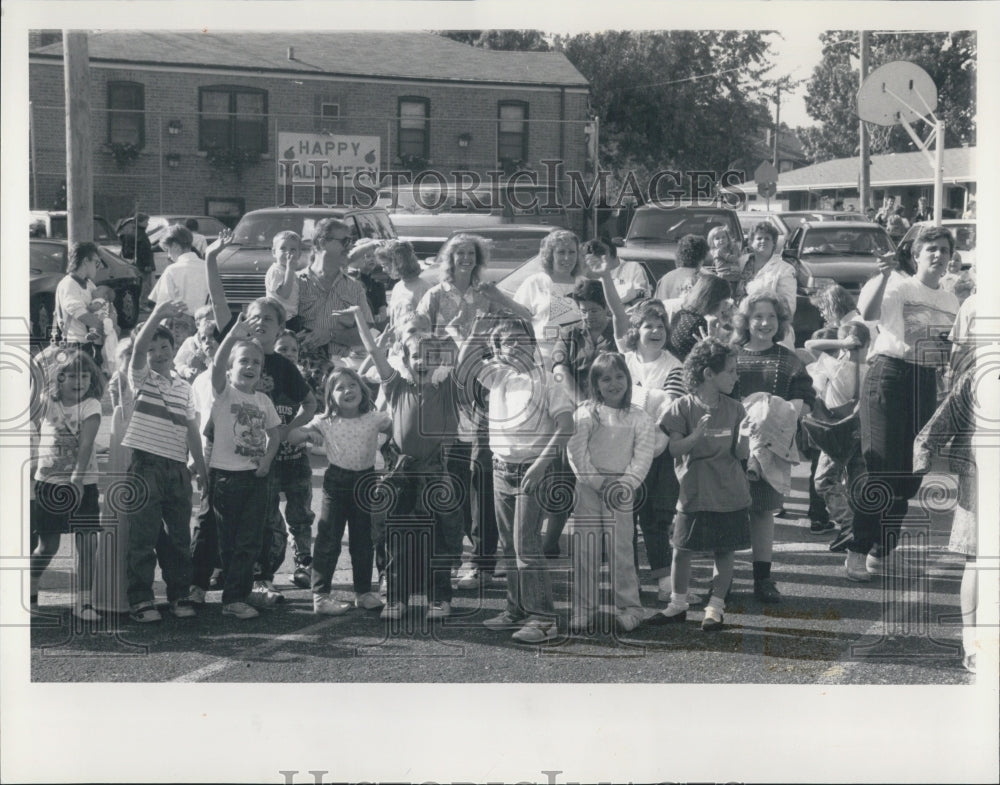 1989 Press Photo Stickeny Township Illinois Schools - Historic Images