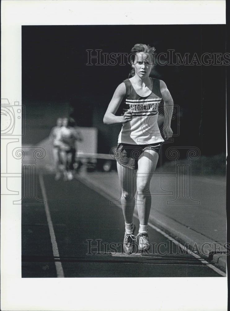 1992 Press Photo Rebekah Ulmer Runner - Historic Images