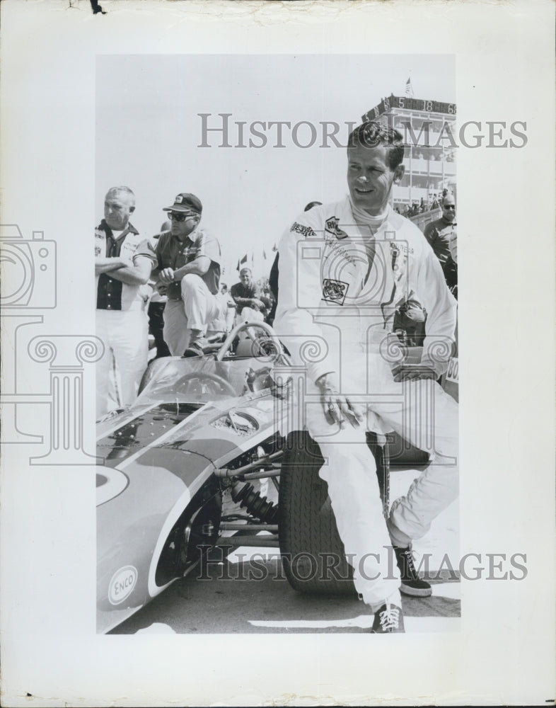 Press Photo Bobby Unser - Historic Images