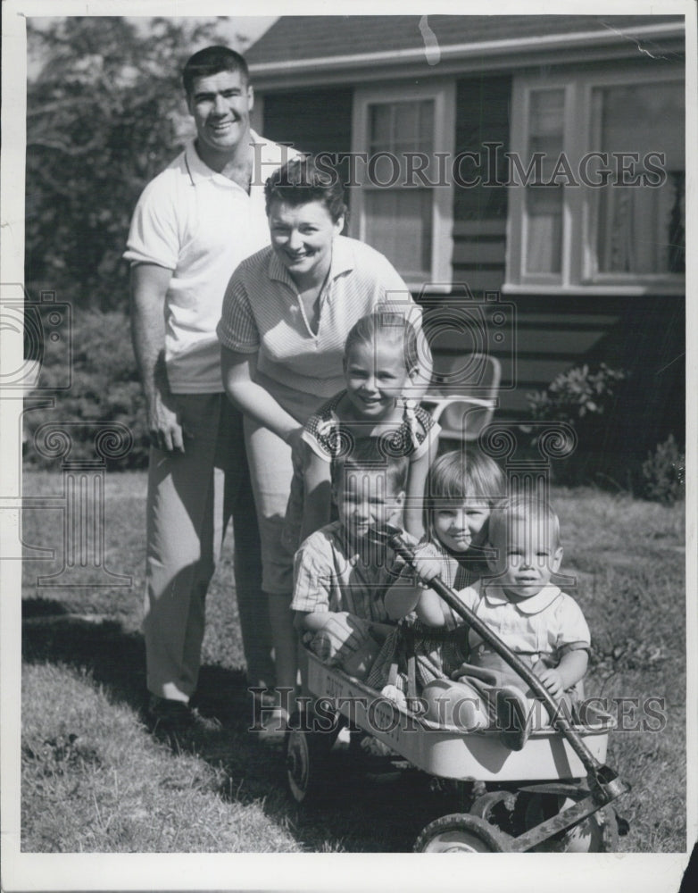 1957 Family - Historic Images