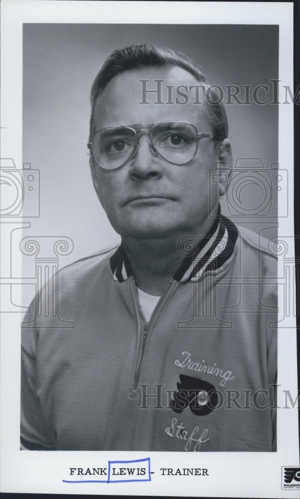 1975 Frank Lewis Hockey Trainer Philadelphia Flyers - Historic Images