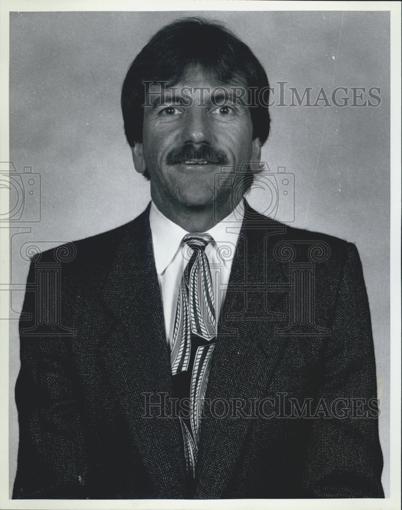 1991 Press Photo E.J. Mcguire Black Hawks Assistant Coach - Historic Images