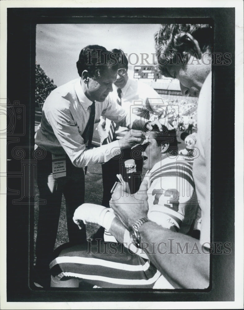 Press Photo Dr. Bert Zarins/Football Injury - Historic Images