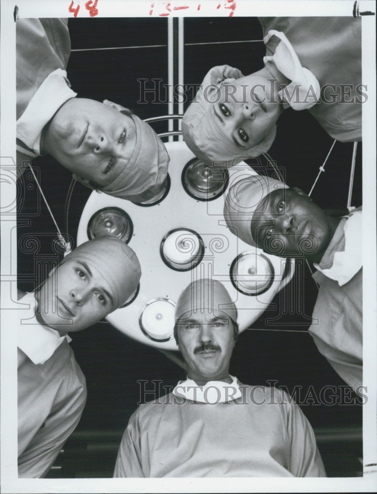 1983 Press Photo Actors Tom Skerritt, Timothy Daly, Dirk Blocker, Lisa Eilbacher - Historic Images