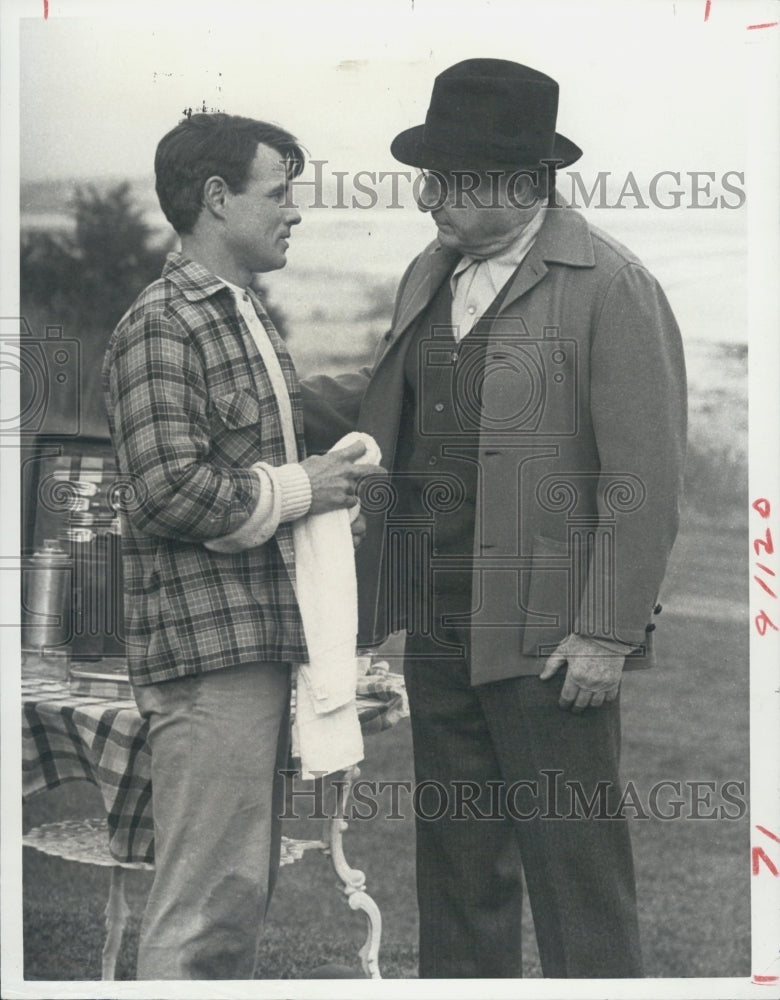 1984 Press Photo Bard Davis and Jack Warden in&quot; Robert Kennedy and his Times&quot; - Historic Images