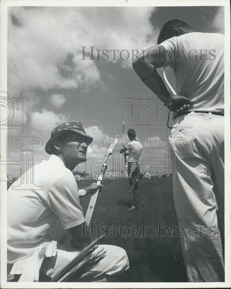 Press Photo Ben Walker Florida State Archery Champion Defending Title Wins Again - Historic Images