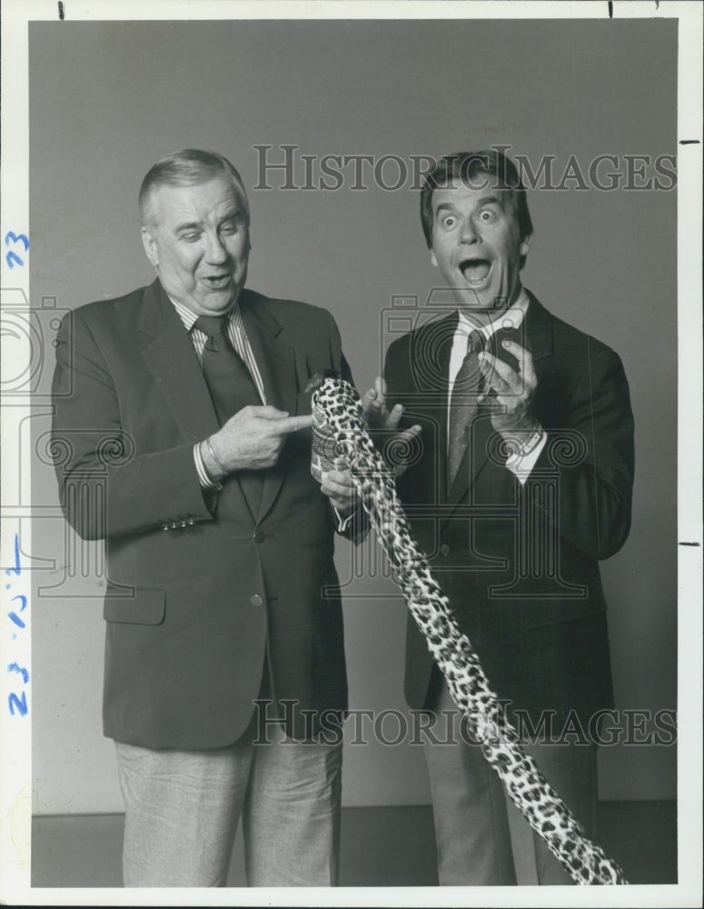 1984 Press Photo Ed McMahon and Dick Clark on &quot;TV Bloopers and Practical Jokes&quot; - Historic Images