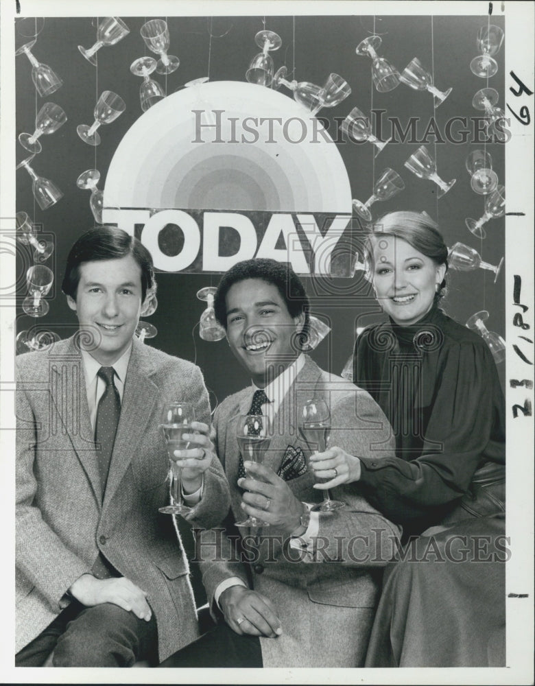 1981 Press Photo NBC news 30th anniversary toast - Historic Images