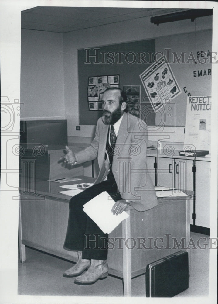 1980 Press Photo Michael Hogan - Historic Images