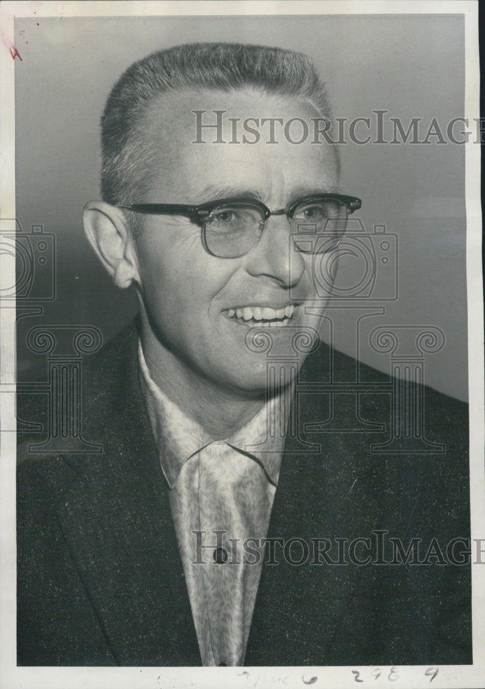 1960 Vernon Wolfe - Historic Images