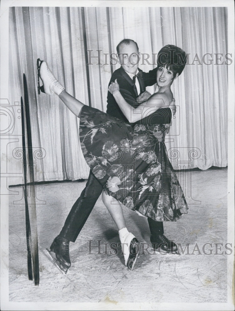 1968 Colin Beatty and Judy Dodson - Historic Images