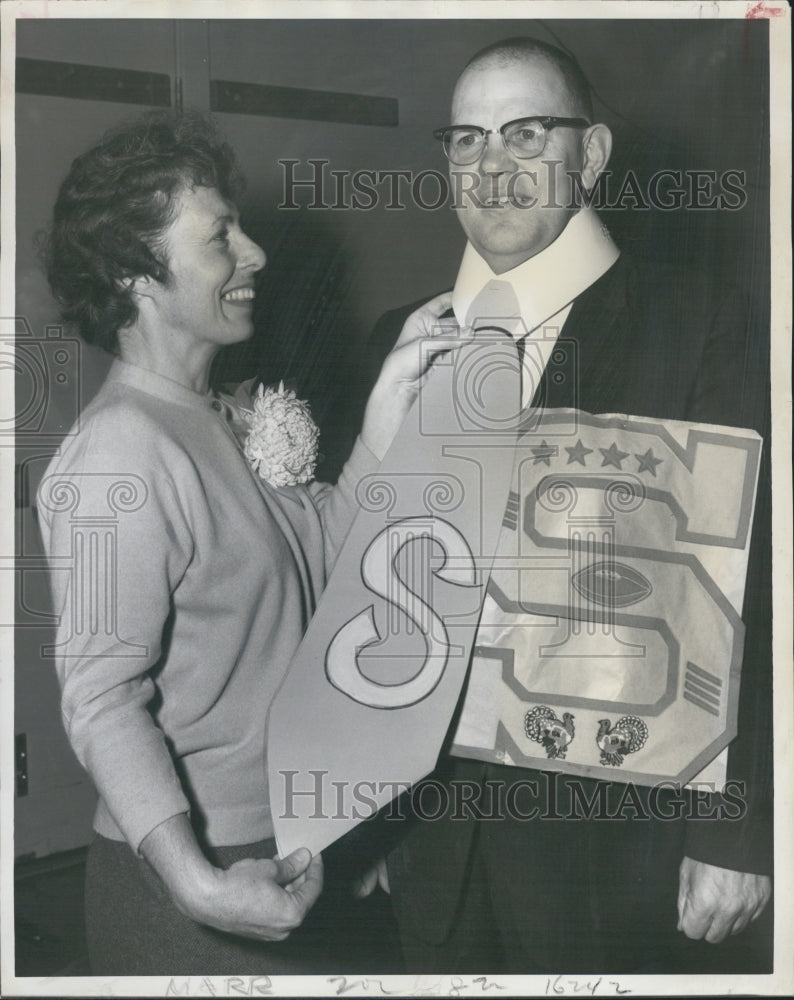 1963 Mary Marx and her husband - Historic Images