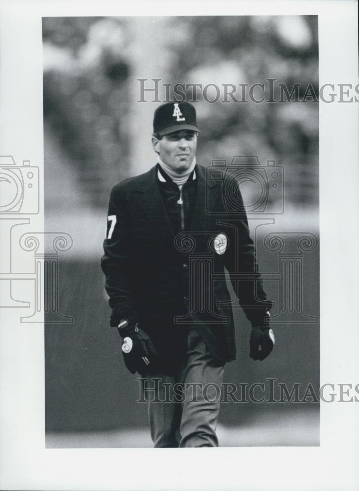 1993 Press Photo Umpire John Hirschbeck - Historic Images