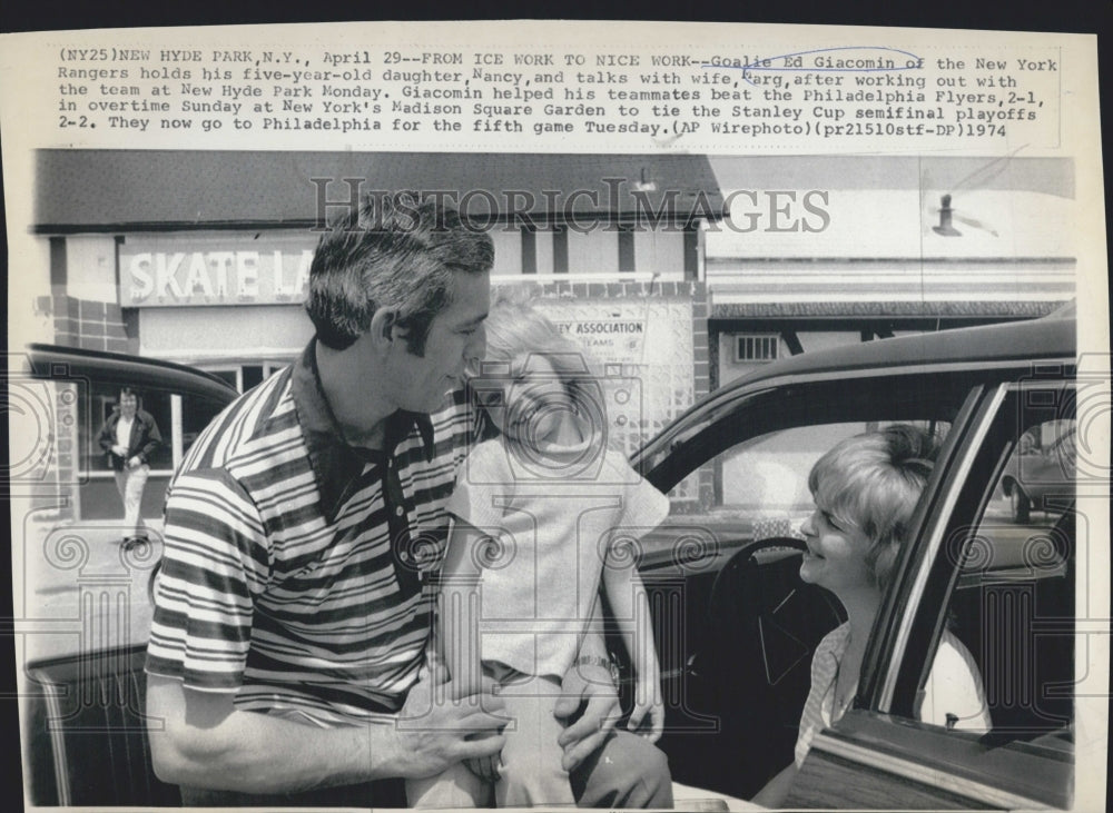 1974 Goalie Ed Giacomin with daughter Nancy and wife - Historic Images