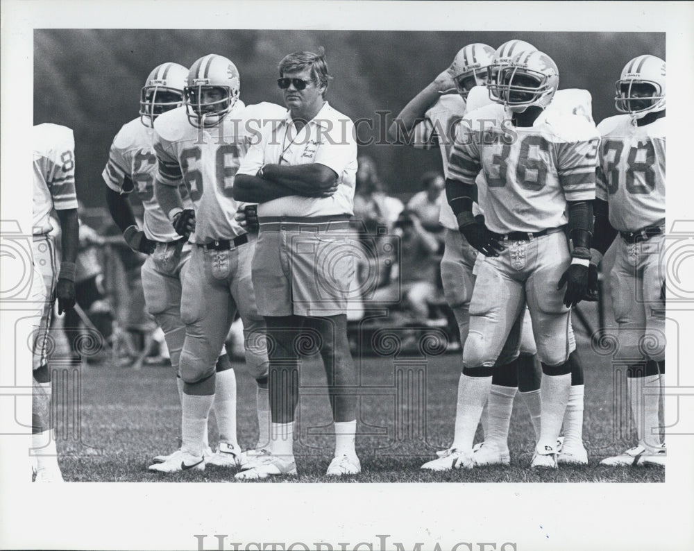 1981 Press Photo # 36 Detroit Lions Full Back Monte Clark - Historic Images