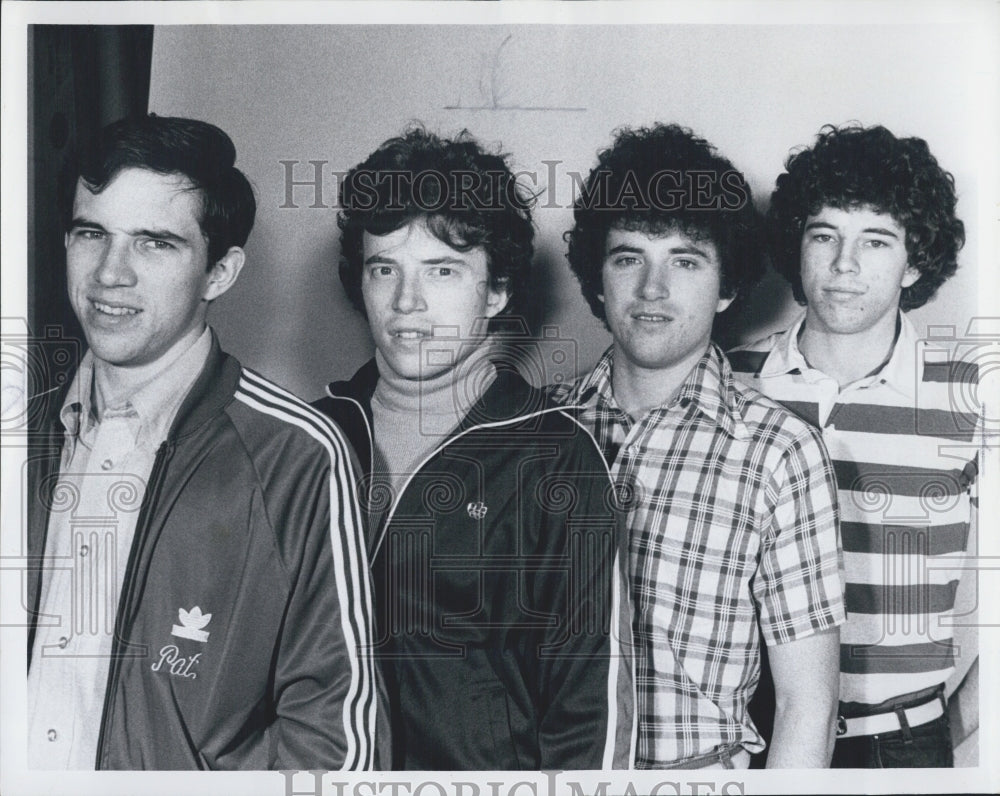 1977 The running Doherty Brothers - Historic Images