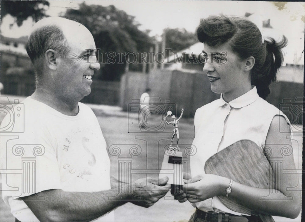 1954 Tennis Star Patricia Flaherty Wins Sixth Trophy - Historic Images