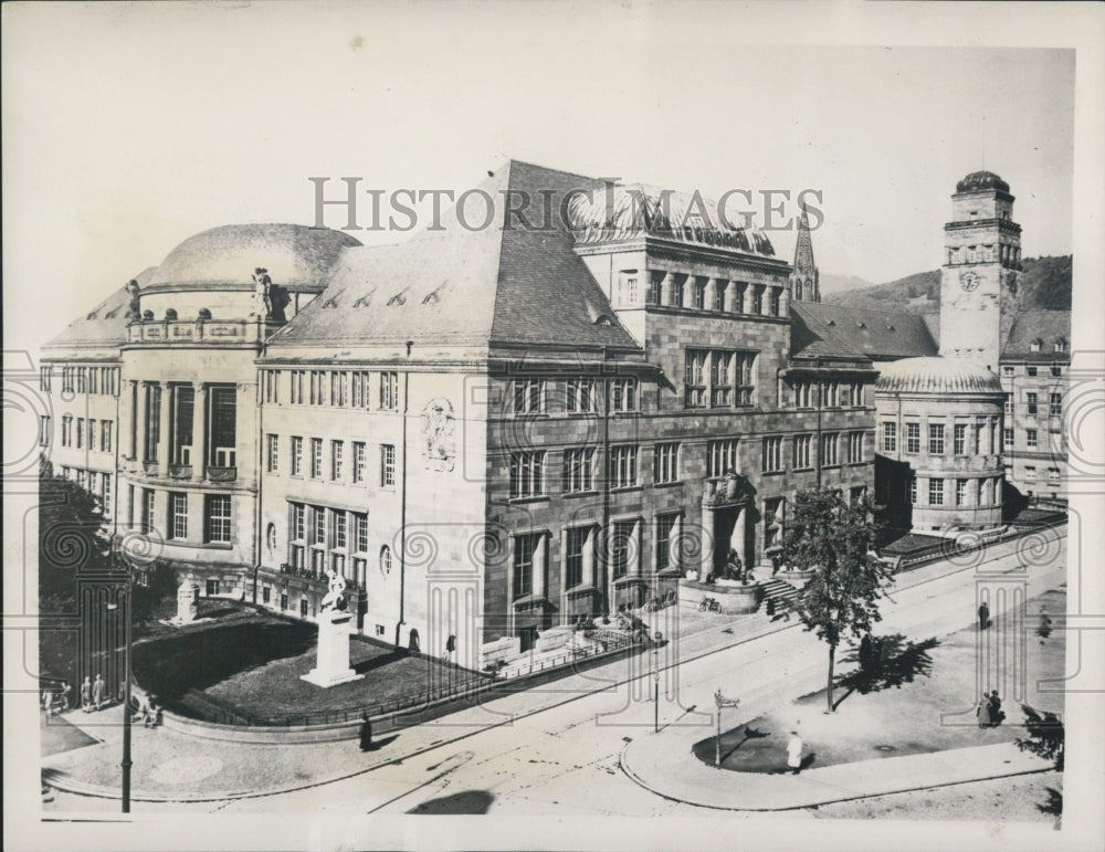 1940 Press Photo Freiburg University Germany - Historic Images