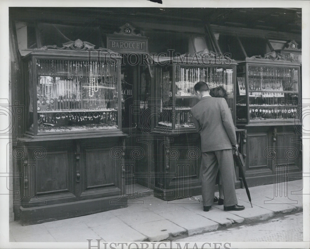 1948 Florence&#39;s Ponte Vecchio Jewelers - Historic Images