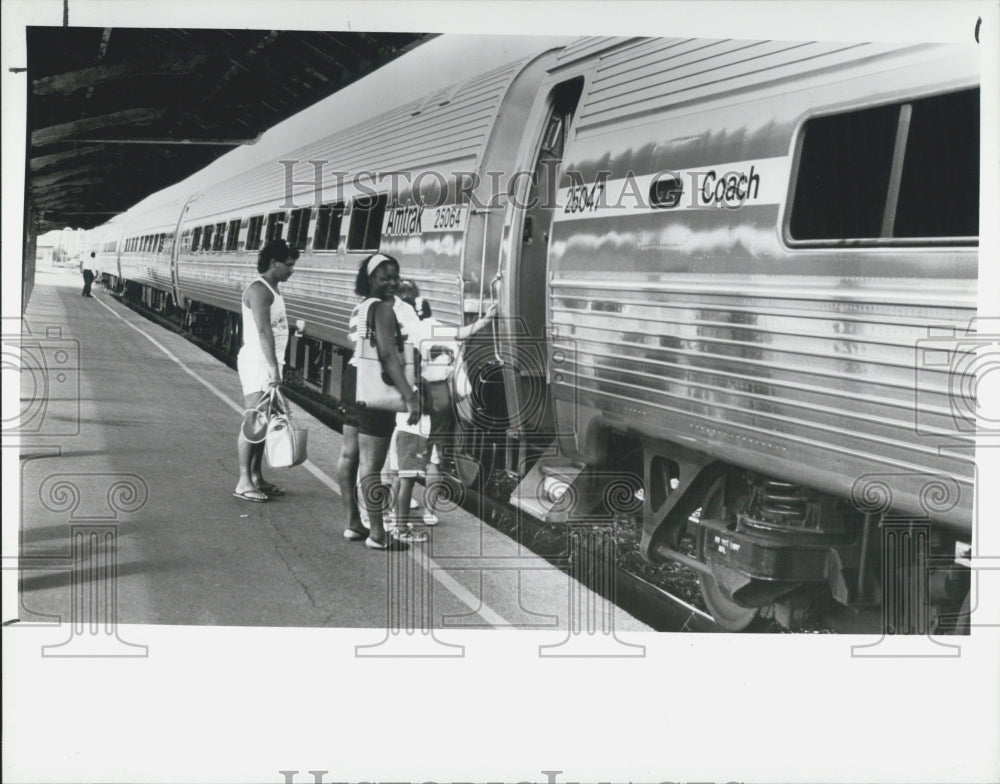 1991 Press Photo Amtrak Train Tampa Florida - Historic Images