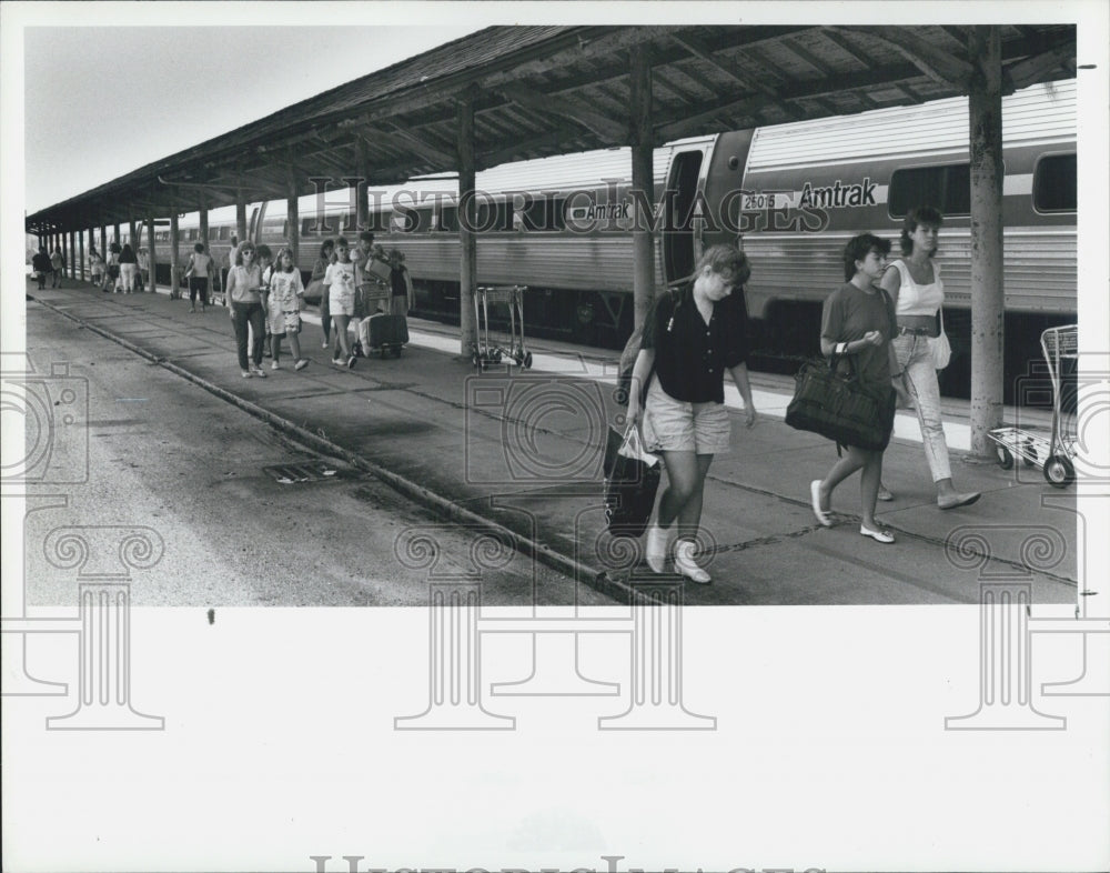 1988 Press Photo Amtrak Silver Star Tampa Station Florida - Historic Images