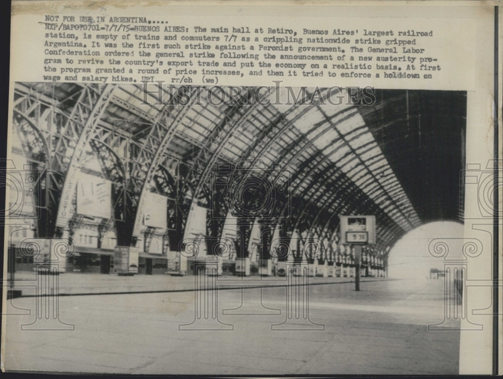 1975 Press Photo Buenos Aires railroad Station - Historic Images