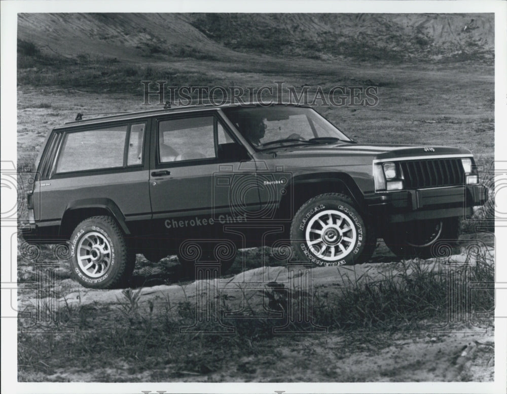 1984 Press Photo Jeep Cherokee Sportswagon Off New XJ Platform Automobile - Historic Images