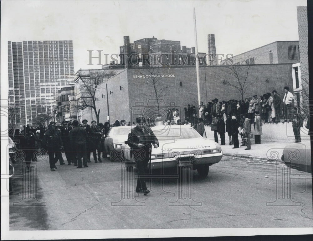 1972 Students Outside Kenwood High School After Murder Of Youth - Historic Images