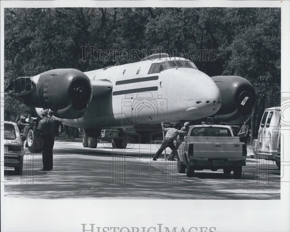 1984 Press Photo US Navy P2V-Neptune Makes Final Trip - Historic Images