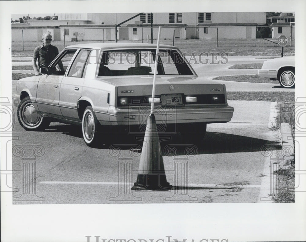 1982 Press Photo Teen Drivers Compete at Pasco County High School - Historic Images