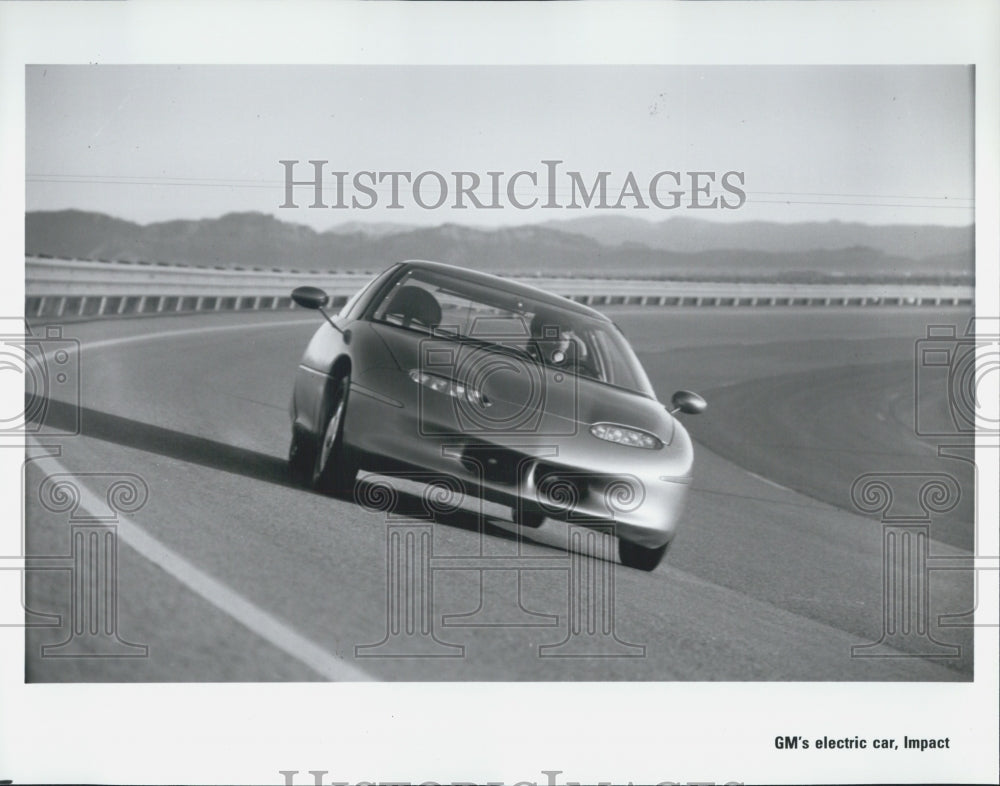 Press Photo GM&#39;s Electric Car, Impact - Historic Images