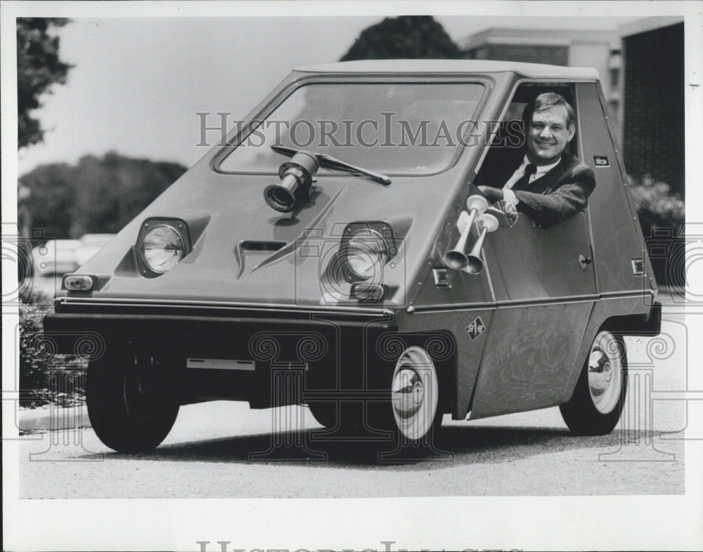 1990 Press Photo Electric car - Historic Images