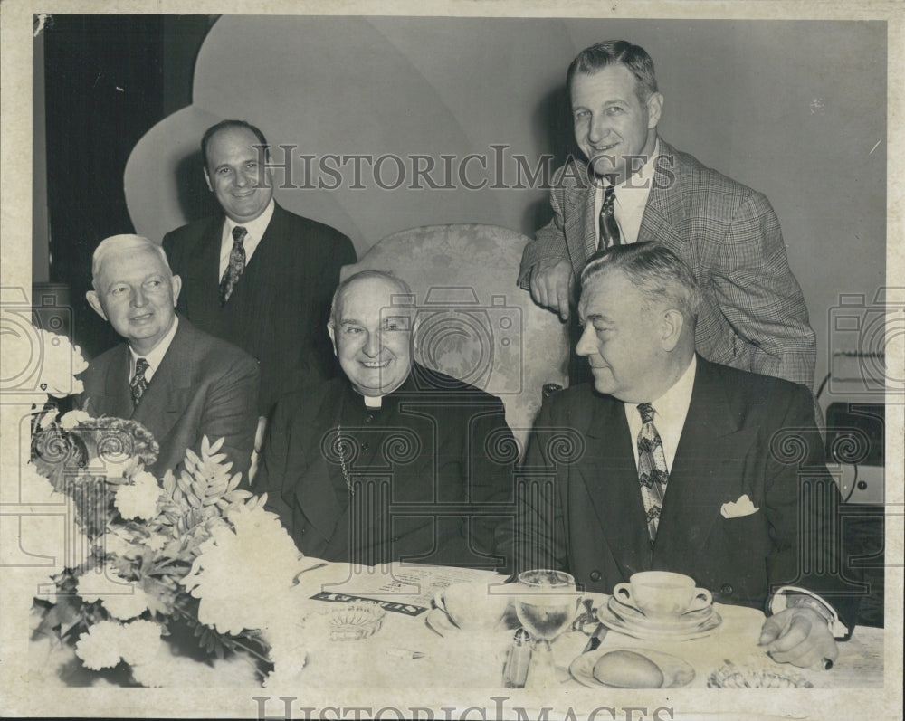 1952 Press Photo Mayor Martin Kennelly Bishop Sheil Dan Ryan - Historic Images