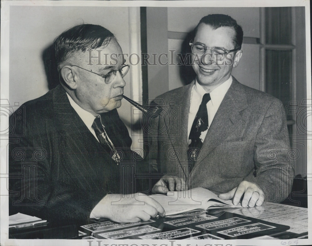 1952 Press Photo Frank M Colley Rudie Schaffer - Historic Images