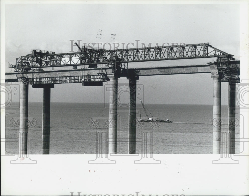 1985 Press Photo Sunshine Skyway Bridge Construction - Historic Images